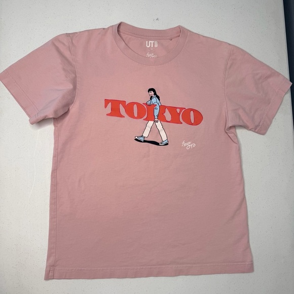 Uniqlo Tops - Uniqlo Light Pink Tee